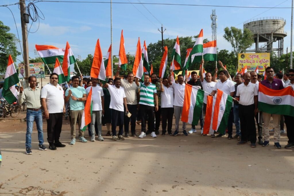 14 अगस्त को शक्ति कलेक्टर तोपनो की उपस्थिति में हुआ स्वतंत्रता दौड़ का आयोजन,सक्ती शहर के प्रमुख मार्गों पर हुई आजादी की वर्षगांठ की दौड़, जिले के प्रशासनिक मुखिया ने कहा- आजादी की यह वर्षगांठ हम सभी देशवासियों के लिए गौरवशाली क्षण 14 अगस्त को शक्ति कलेक्टर तोपनो की उपस्थिति में हुआ स्वतंत्रता दौड़ का आयोजन,सक्ती शहर के प्रमुख मार्गों पर हुई आजादी की वर्षगांठ की दौड़, जिले के प्रशासनिक मुखिया ने कहा- आजादी की यह वर्षगांठ हम सभी देशवासियों के लिए गौरवशाली क्षण kshititech