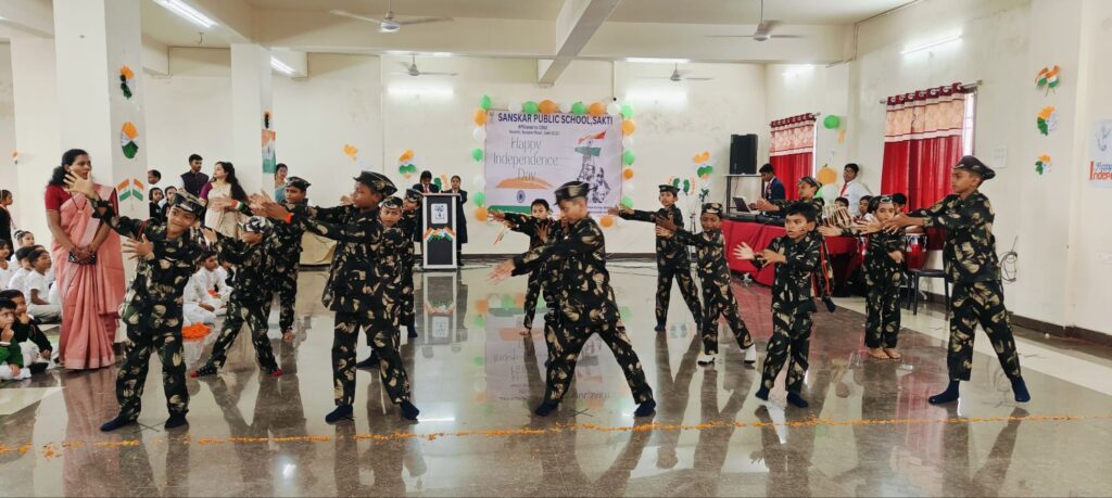 द्वारिका नाथ स्वर्णकार ने किया स्वतंत्रता दिवस के मौके पर संस्कार पब्लिक स्कूल हरेठी में ध्वजारोहण,बच्चों ने दी सुंदर सांस्कृतिक कार्यक्रमों की प्रस्तुति, विद्यालय के डायरेक्टर प्रकाश चंद्र अग्रवाल एवं रश्मि अग्रवाल भी रहे मौजूद, स्वतंत्रता संग्राम सेनानियों के बलिदान को भी स्मरण किया विद्यालय परिवार ने द्वारिका नाथ स्वर्णकार ने किया स्वतंत्रता दिवस के मौके पर संस्कार पब्लिक स्कूल हरेठी में ध्वजारोहण,बच्चों ने दी सुंदर सांस्कृतिक कार्यक्रमों की प्रस्तुति, विद्यालय के डायरेक्टर प्रकाश चंद्र अग्रवाल एवं रश्मि अग्रवाल भी रहे मौजूद, स्वतंत्रता संग्राम सेनानियों के बलिदान को भी स्मरण किया विद्यालय परिवार ने kshititech