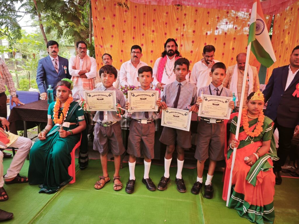 टेमर पंचायत में मनाई गई आजादी की 69वीं वर्षगांठ, सरपंच चंद्र कुमार सोनी ने करी स्वतंत्रता दिवस कार्यक्रम की अध्यक्षता, सम्मानित हुए गांव के मेधावी विद्यार्थी टेमर पंचायत में मनाई गई आजादी की 69वीं वर्षगांठ, सरपंच चंद्र कुमार सोनी ने करी स्वतंत्रता दिवस कार्यक्रम की अध्यक्षता, सम्मानित हुए गांव के मेधावी विद्यार्थी kshititech
