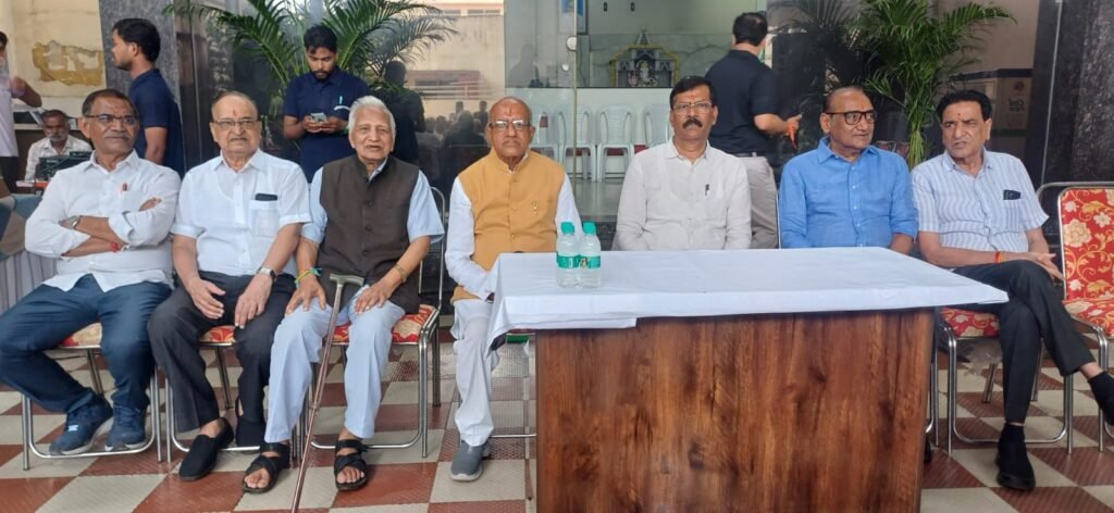 निशुल्क मिलेगी सेवाएं- रायपुर के मंगल भवन में चालू हुआ फिजियोथैरेपी सेंटर, विधायक मोतीलाल साहू ने किया उद्घाटन, डीकेएस अस्पताल के बगल में स्थित है मंगल भवन, मंगल भवन के संस्थापक सीताराम अग्रवाल ने कहा- वर्षों से मरीजों की सेवा में संचालित है मंगल भवन kshititech