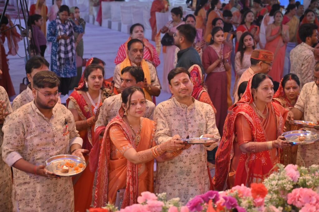 झांझडिया परिवार की श्रीमद् भागवत कथा का तृतीय दिवस-परम पूज्य श्रीहित ललित वल्लभ जी अमृतमय वाणी से करा रहे कथा के विभिन्न प्रसंगों का रसपान झांझडिया परिवार की श्रीमद् भागवत कथा का तृतीय दिवस-परम पूज्य श्रीहित ललित वल्लभ जी अमृतमय वाणी से करा रहे कथा के विभिन्न प्रसंगों का रसपान kshititech