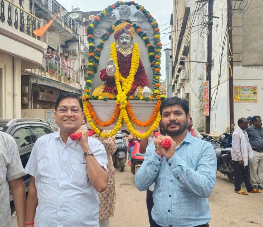 ऐतिहासिक कावड़ यात्रा- जब बच्चों ने लगाये बोल बम के जयकारे-बाल कावड़ यात्रा में दिखा शहर के बच्चों का उत्साह, महिला जागृति शाखा शक्ति ने किया था आयोजन,नगर पालिका अध्यक्ष श्यामसुंदर अग्रवाल भी पहुंचे कावड़ यात्रा में, शक्ति शहर हुआ शिव की भक्ति में ओतप्रोत kshititech