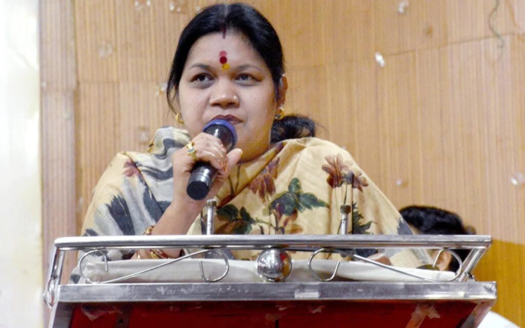 हर घर लहराएगा तिरंगा- जांजगीर की सांसद कमलेश जांगड़े ने समस्त क्षेत्र वासियों से हर घर तिरंगा कार्यक्रम में उत्साह के साथ भागीदारी करने का किया आग्रह, 79 वें स्वतंत्रता दिवस पर होगा हर घर तिरंगा का आयोजन हर घर लहराएगा तिरंगा- जांजगीर की सांसद कमलेश जांगड़े ने समस्त क्षेत्र वासियों से हर घर तिरंगा कार्यक्रम में उत्साह के साथ भागीदारी करने का किया आग्रह, 79 वें स्वतंत्रता दिवस पर होगा हर घर तिरंगा का आयोजन kshititech