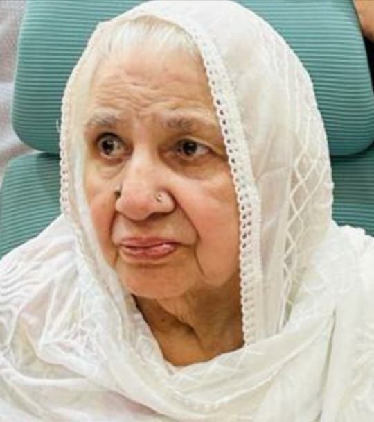 चाम्पा के भाजपा नेता, फैशन एंड फैशन के संचालक, समाजसेवी राम खूबवानी को मातृ शोक, माता श्रीमती ईश्वरी देवी ख़ूबवानी का हुआ निधन, 12 अगस्त को होगा अंतिम संस्कार, भाजपा परिवार, चेंबर एवं विभिन्न संगठनों ने दी श्रद्धांजलि चाम्पा के भाजपा नेता, फैशन एंड फैशन के संचालक, समाजसेवी राम खूबवानी को मातृ शोक, माता श्रीमती ईश्वरी देवी ख़ूबवानी का हुआ निधन, 12 अगस्त को होगा अंतिम संस्कार, भाजपा परिवार, चेंबर एवं विभिन्न संगठनों ने दी श्रद्धांजलि kshititech