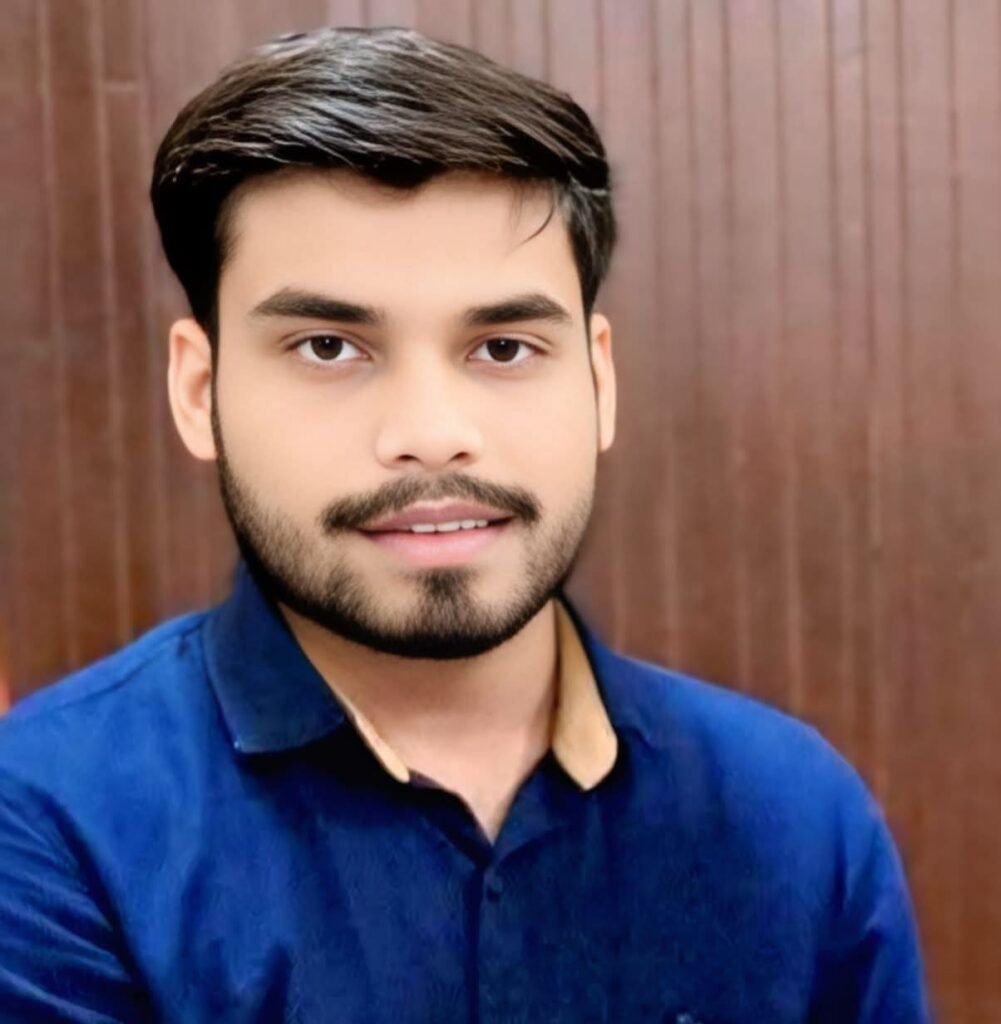 शक्ति के पूर्व विधायक डॉक्टर खिलावन साहू के पुत्र धनंजय साहू को मिली एमबीबीएस की डिग्री, चिकित्सा के रूप में सेवई देंगे धनंजय, शक्ति विधानसभा क्षेत्र के नागरिकों ने दी पूर्व विधायक के सुपुत्र की इस सफलता पर बधाई kshititech