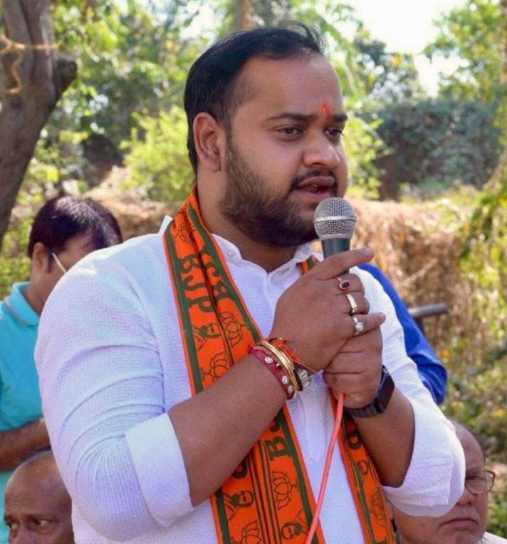 शहर की रौनक हो गई खत्म-शक्ति के भाजपा नेता चिराग अग्रवाल ने कहा- जिला बनने के बाद लगातार हो रही शहर की उपेक्षा, नगर पालिका अध्यक्ष प्रत्याशी चिराग ने कहा- शहर से सभी कार्यक्रमों को जेठा ले जाकर अधिकारी कर रहे मनमानी, शक्ति के दीनदयाल स्टेडियम में होते थे बड़े से बड़े आयोजन शहर की रौनक हो गई खत्म-शक्ति के भाजपा नेता चिराग अग्रवाल ने कहा- जिला बनने के बाद लगातार हो रही शहर की उपेक्षा, नगर पालिका अध्यक्ष प्रत्याशी चिराग ने कहा- शहर से सभी कार्यक्रमों को जेठा ले जाकर अधिकारी कर रहे मनमानी, शक्ति के दीनदयाल स्टेडियम में होते थे बड़े से बड़े आयोजन kshititech