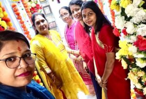 शक्ति की महिला जागृति शाखा ने 21 अगस्त को मनाया भगवान से कृष्ण जी की छठी का पर्व,भगवान को छप्पन भोग अर्पित कर किया अद्भुत श्रंगार, अध्यक्ष मीनल अग्रवाल के नेतृत्व में हुआ कार्यक्रम शक्ति की महिला जागृति शाखा ने 21 अगस्त को मनाया भगवान से कृष्ण जी की छठी का पर्व,भगवान को छप्पन भोग अर्पित कर किया अद्भुत श्रंगार, अध्यक्ष मीनल अग्रवाल के नेतृत्व में हुआ कार्यक्रम kshititech