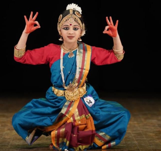 कला का जौहर दिखा कर्नाटक की धरती पर- भरतनाट्यम में जिंदल वर्ल्ड स्कूल शक्ति के बच्चों ने बेंगलुरु में किया अनूठा प्रदर्शन,प्रिशा अग्रवाल एवं स्वस्तिक गबेल की प्रस्तुति को मिली प्रशंशा, विद्यालय प्रबंधन ने दी बधाई,प्रिशा अग्रवाल शक्ति के दुल्हन साड़ी शोरूम के संचालक प्रकाश अग्रवाल की है बिटिया कला का जौहर दिखा कर्नाटक की धरती पर- भरतनाट्यम में जिंदल वर्ल्ड स्कूल शक्ति के बच्चों ने बेंगलुरु में किया अनूठा प्रदर्शन,प्रिशा अग्रवाल एवं स्वस्तिक गबेल की प्रस्तुति को मिली प्रशंशा, विद्यालय प्रबंधन ने दी बधाई,प्रिशा अग्रवाल शक्ति के दुल्हन साड़ी शोरूम के संचालक प्रकाश अग्रवाल की है बिटिया kshititech