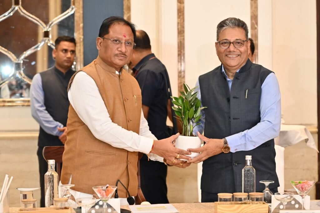 बारिश के बाद जर्जर सड़कों का तेजी से होगा मरम्मत कार्य, लोक निर्माण मंत्री अरुण साव ने ली बैठक, 60000 मेगावाट बिजली उत्पादन करेगा छत्तीसगढ़,मुख्यमंत्री साय ने कहीं बड़ी बात kshititech