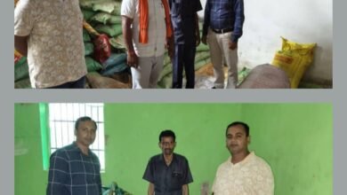 शक्ति जिले के साराडीह में कृषि विभाग ने फिर की खाद की कालाबाजारी पर बड़ी कार्रवाई, कृषि विभाग की ताड़-बड़ोड कार्रवाई से पूरे जिले में हड़कंप, कृषि विभाग ने दिए सख्त निर्देश- अधिक दाम पर बेचने वालों पर होगी कड़ी कार्रवाई, शक्ति जिले में चल रहा था खाद की कालाबाजारी का तगड़ा खेल kshititech