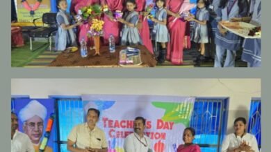 एक्सिस बैंक की अनूठी पहल-अनुनय कान्वेंट स्कूल शक्ति के शिक्षकों का सम्मान किया एक्सिस बैंक की शक्ति शाखा ने, 15 शिक्षकों के सम्मान के साथ ही एक्सिस बैंक प्रबंधन ने कहा- आपके विद्यालय द्वारा दी जा रही है उत्कृष्ट शिक्षा से बच्चे स्टेट लेवल पर मेरिट सूची में बना रहे हैं स्थान kshititech