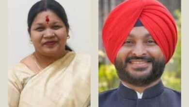 सांसद कमलेश जांगड़े के प्रयासों से संसदीय क्षेत्र के रेलवे स्टेशनों में पुनः ट्रेनों का स्टॉपेज होगा प्रारंभ, कोरोना की महामारी के बाद रेलवे ने कैंसिल कर दिया था स्टॉपेज, रेल यात्रियों ने किया सांसद जी का धन्यवाद, स्वयं रेल मंत्री जी ने संसद जांगड़े को पत्र लिख कर दी जानकारी kshititech