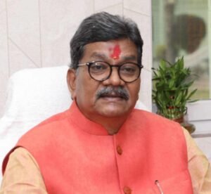 नेता प्रतिपक्ष महंत जी की पहल से सोलर रोशनी से जगमगाएगा टेमर पंचायत, पंचायत में शुरू हुआ सोलर लाइट लगाने का काम, सरपंच चंद्र कुमार सोनी सहित ग्रामीणों ने किया महंत जी का धन्यवाद, सरपंच सोनी की सक्रियता से पूरे ग्रामीणों में हर्ष kshititech