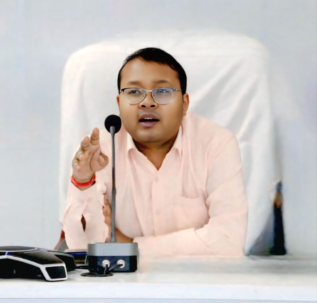 धान बेचना है तो करवाओ तुरंत पंजीयन- शक्ति जिले में कलेक्टर तोपनो साहब ने करी किसानों से पंजीयन कराने की अपील, कलेक्टर साहब के निर्देशन में राज्य स्थापना की रजत जयंती का चल रहा वृहत आयोजन, आपको भी मिल सकता है दानवीर भामाशाह सम्मान, मिलेगी ₹200000/-रुपये की नकद राशि, 21 सितंबर तक होगा आवेदन धान बेचना है तो करवाओ तुरंत पंजीयन- शक्ति जिले में कलेक्टर तोपनो साहब ने करी किसानों से पंजीयन कराने की अपील, कलेक्टर साहब के निर्देशन में राज्य स्थापना की रजत जयंती का चल रहा वृहत आयोजन, आपको भी मिल सकता है दानवीर भामाशाह सम्मान, मिलेगी ₹200000/-रुपये की नकद राशि, 21 सितंबर तक होगा आवेदन kshititech