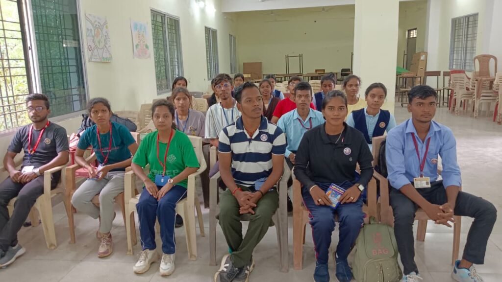 दिल्ली की गणतंत्र दिवस की मुख्य परेड के लिए हुई चयन चयन प्रक्रिया, शक्ति के शासकीय क्रांति कुमार महाविद्यालय के NSS के विद्यार्थीयो का शहीद नंद कुमार पटेल विश्वविद्यालय के लिए हुआ चयन, 4 सितंबर को चयन कमेटी के सदस्यों के बीच हुई प्रक्रिया, बड़ी ही कठिन प्रक्रियाओं से गुजरना होता है प्रतिभागियों को kshititech