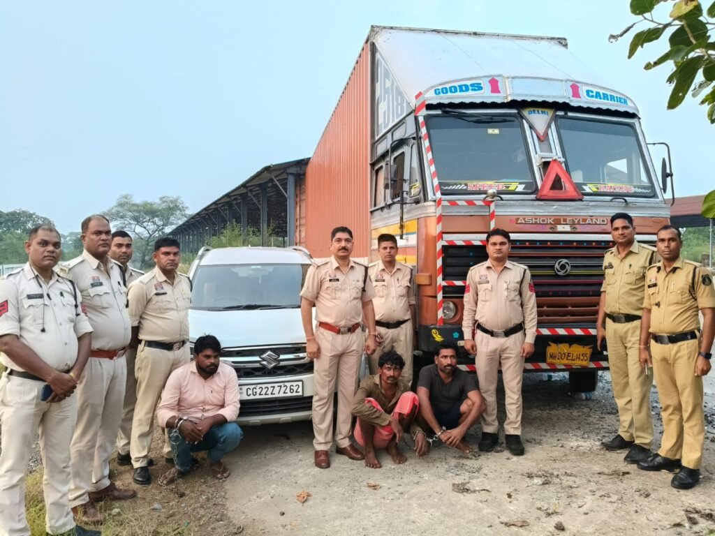 शक्ति जिले में पुलिस की बड़ी सफलताएं- बाराद्वार पुलिस ने अवैध शराब पर करी बड़ी कार्रवाई,नगरदा पुलिस ने 6 जुवाडियो को किया गिरफ्तार,नगरदा पुलिस ने स्कूल में चलाया साइबर फ्रॉड एवं यातायात नियमों को लेकर जागरूकता अभियान, हसौद पुलिस ने अंतरराज्यीय गौ तस्करों पर करी बड़ी कार्रवाई,शक्ति जिले में पुलिस अपराधों पर अंकुश लगाने सक्रिय, करीब 65 लाख रुपए के बैल, वाहन एवं गाड़ियां जप्त शक्ति जिले में पुलिस की बड़ी सफलताएं- बाराद्वार पुलिस ने अवैध शराब पर करी बड़ी कार्रवाई,नगरदा पुलिस ने 6 जुवाडियो को किया गिरफ्तार,नगरदा पुलिस ने स्कूल में चलाया साइबर फ्रॉड एवं यातायात नियमों को लेकर जागरूकता अभियान, हसौद पुलिस ने अंतरराज्यीय गौ तस्करों पर करी बड़ी कार्रवाई,शक्ति जिले में पुलिस अपराधों पर अंकुश लगाने सक्रिय, करीब 65 लाख रुपए के बैल, वाहन एवं गाड़ियां जप्त kshititech