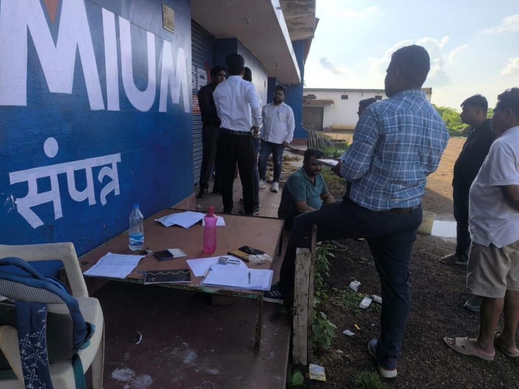 8 सितंबर को शक्ति कलेक्टर साहब के निर्देशन में उप संचालक कृषि द्वारा अनेकों स्थानों पर निजी उर्वरक व्यापारियों पर की गई कार्रवाई, औचक निरीक्षण के दौरान अधिकारियों ने कहा- खाद की कालाबाजारी व अधिक कीमत पर बेचने वालों पर जारी रहेगी कार्यवाही,किसानों को उच्च गुणवत्ता खाद तथा कीटनाशक पहली प्राथमिकता 8 सितंबर को शक्ति कलेक्टर साहब के निर्देशन में उप संचालक कृषि द्वारा अनेकों स्थानों पर निजी उर्वरक व्यापारियों पर की गई कार्रवाई, औचक निरीक्षण के दौरान अधिकारियों ने कहा- खाद की कालाबाजारी व अधिक कीमत पर बेचने वालों पर जारी रहेगी कार्यवाही,किसानों को उच्च गुणवत्ता खाद तथा कीटनाशक पहली प्राथमिकता kshititech