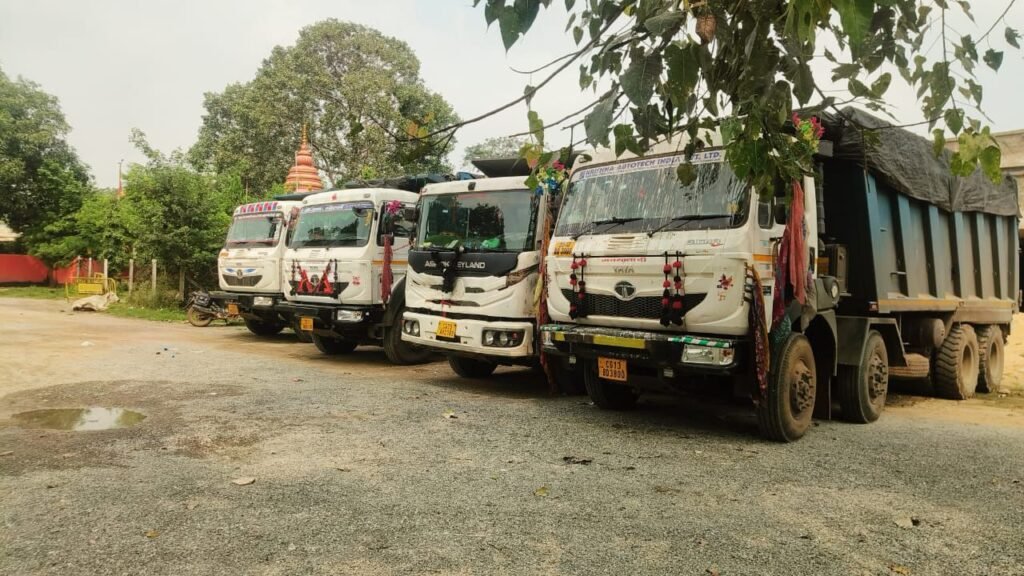 रेत के अवैध धंधे पर पुलिस की ताड़-बतोड़ कारवाई, अवैध रेत परिवहन एवं उत्खनन करते सात वाहनों को शक्ति पुलिस ने किया बरामद SP अंकिता शर्मा एवम एडिशनल एसपी हरीश यादव के मार्गदर्शन में एसडीओ पुलिस अंजली गुप्ता की बड़ी कार्रवाई, एडिशनल एसपी यादव साहब ने भेंट वार्ता में दी जानकारी kshititech