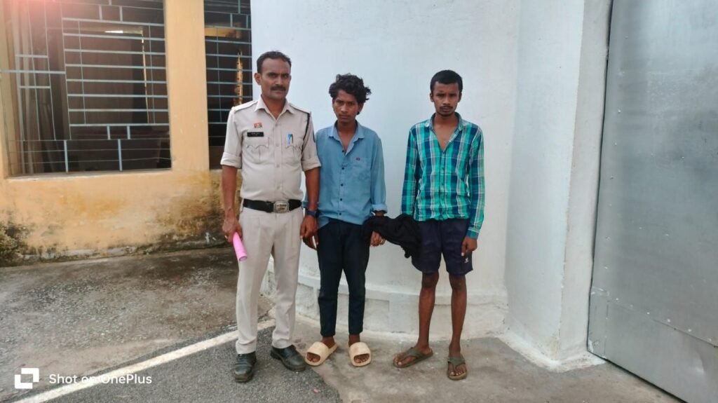 जुआड़ियों पर शक्ति पुलिस की बड़ी कार्रवाई- 8 जुआड़ी 52 परी का मजा लेते चढ़े पुलिस के हत्थे, हजारों रुपए नगदी एवं लाखों रुपए के महंगे कीमती मोबाइल जब्त, किराने की दुकान में सामान चोरी करने वालों को शक्ति पुलिस ने किया गिरफ्तार,टीआई लखन पटेल की सक्रियता से अपराधियों पर हो रही ताड़-बतोड़ कार्रवाई,नगरदा पुलिस ने किये अवैध शराब के एवं जुआ के अलग-अलग मामले दर्ज जुआड़ियों पर शक्ति पुलिस की बड़ी कार्रवाई- 8 जुआड़ी 52 परी का मजा लेते चढ़े पुलिस के हत्थे, हजारों रुपए नगदी एवं लाखों रुपए के महंगे कीमती मोबाइल जब्त, किराने की दुकान में सामान चोरी करने वालों को शक्ति पुलिस ने किया गिरफ्तार,टीआई लखन पटेल की सक्रियता से अपराधियों पर हो रही ताड़-बतोड़ कार्रवाई,नगरदा पुलिस ने किये अवैध शराब के एवं जुआ के अलग-अलग मामले दर्ज kshititech