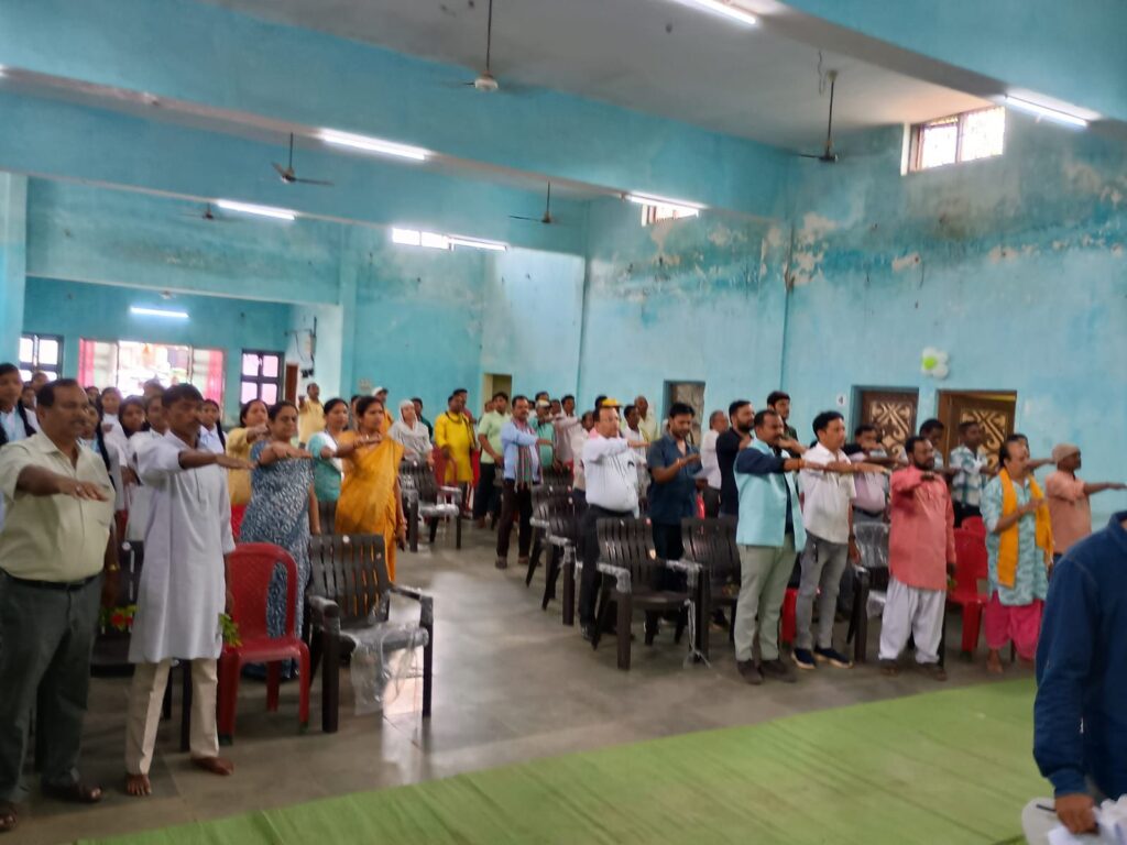 नगर पालिका शक्ति ने 17 सितंबर को किया स्वच्छता ही सेवा पखवाड़े का शुभारंभ, सांसद कमलेश जांगड़े एवं नगर पालिका अध्यक्ष श्याम सुंदर अग्रवाल रहे मौजूद नगर पालिका शक्ति ने 17 सितंबर को किया स्वच्छता ही सेवा पखवाड़े का शुभारंभ, सांसद कमलेश जांगड़े एवं नगर पालिका अध्यक्ष श्याम सुंदर अग्रवाल रहे मौजूद kshititech