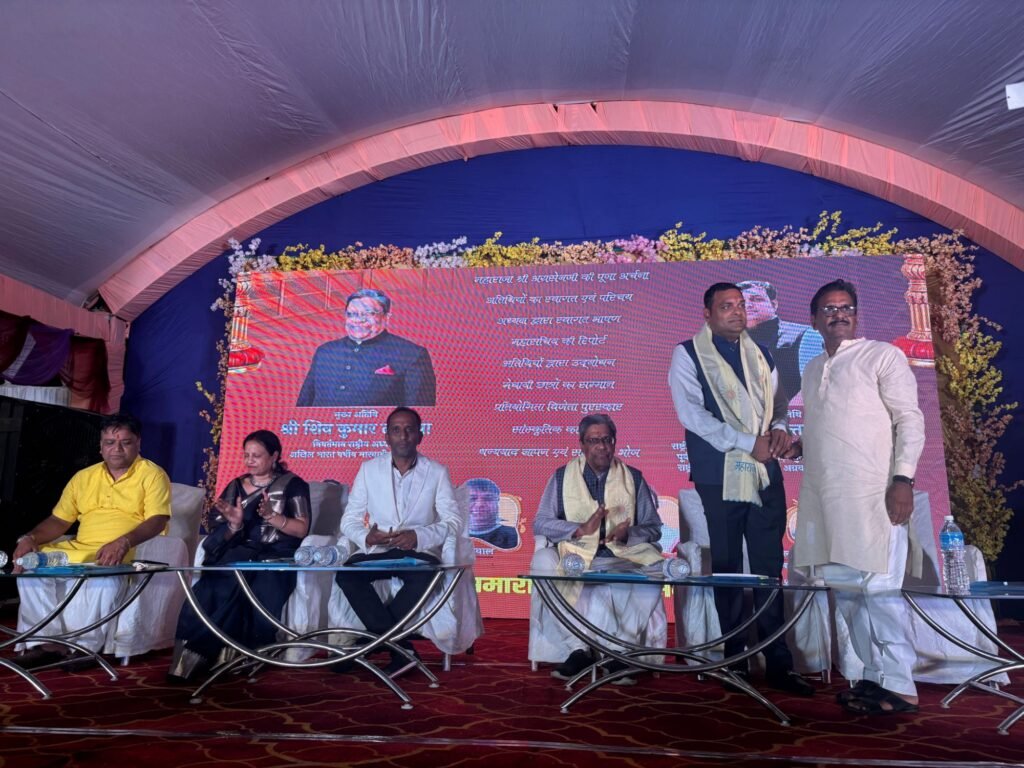 ओडिशा के संबलपुर में अग्रसेन जयंती पर अतिथि एवं मुख्य वक्ता बने अमर सुल्तानिया,अमर ने कहा-महाराजा अग्रसेन का जीवन दर्शन समाज व राष्ट्र निर्माण के लिए प्रेरक kshititech