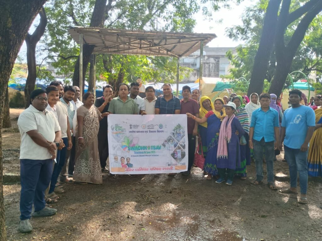 हम मिलकर बनाएंगे शक्ति को स्वच्छ- नगर पालिका शक्ति ने करी अनुकरणीय पहल- 25 सितंबर को दीनदयाल गार्डन में किया एक दिन, एक घंटा, एक साथ कार्यक्रम का शुभारंभ, स्वच्छता ही सेवा को लेकर नगर पालिका का चल रहा विशेष अभियान kshititech