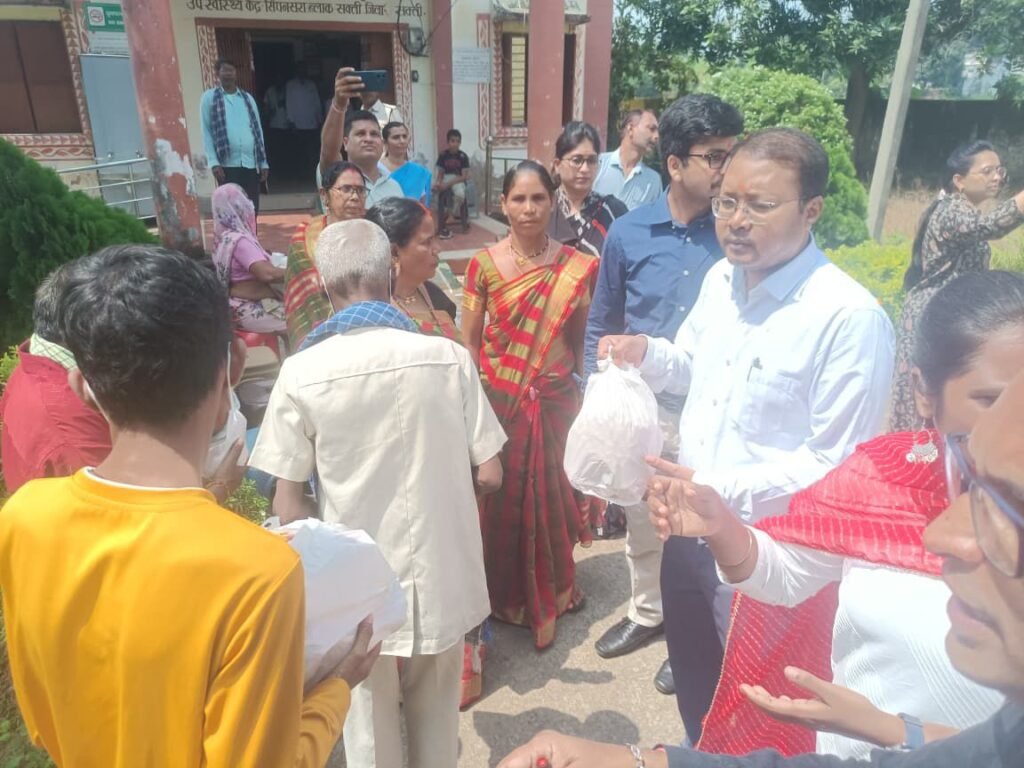 महिलाओं के स्वास्थ्य को लेकर किया गया जागरूकता कार्यक्रम- कलेक्टर तोपनो साहब एवं CEO जैन साहब के निर्देशन में सीएमएचओ मैडम सहित स्वास्थ्य विभाग टीम की अनुकरणीय पहल, जिले का स्वास्थ्य महकमा राज्य स्थापना की रजत जयंती पर लगातार कर रहा स्वास्थ्य जागरूकता कार्यक्रम kshititech