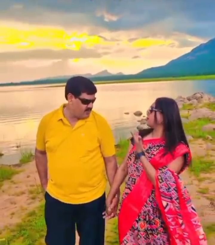 कश्मीर की वादियों की झलक दिख रही है टीआई वाई एन शर्मा की बनाई फिल्मों में,शर्मा जी के निर्देशन में बन रही फिल्मों को मिल रहा बेहतर रिस्पांस, एसपी कार्यालय शक्ति में स्टेनो के पद पर पदस्थ हैं टी आई शर्मा, धार्मिक यूट्यूब भजनों का भी बहुत ही सुंदर एलबम निकाल चुके हैं शर्मा जी kshititech