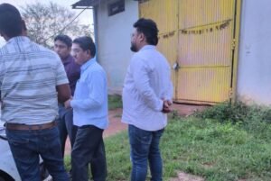 8 सितंबर को शक्ति कलेक्टर साहब के निर्देशन में उप संचालक कृषि द्वारा अनेकों स्थानों पर निजी उर्वरक व्यापारियों पर की गई कार्रवाई, औचक निरीक्षण के दौरान अधिकारियों ने कहा- खाद की कालाबाजारी व अधिक कीमत पर बेचने वालों पर जारी रहेगी कार्यवाही,किसानों को उच्च गुणवत्ता खाद तथा कीटनाशक पहली प्राथमिकता 8 सितंबर को शक्ति कलेक्टर साहब के निर्देशन में उप संचालक कृषि द्वारा अनेकों स्थानों पर निजी उर्वरक व्यापारियों पर की गई कार्रवाई, औचक निरीक्षण के दौरान अधिकारियों ने कहा- खाद की कालाबाजारी व अधिक कीमत पर बेचने वालों पर जारी रहेगी कार्यवाही,किसानों को उच्च गुणवत्ता खाद तथा कीटनाशक पहली प्राथमिकता kshititech