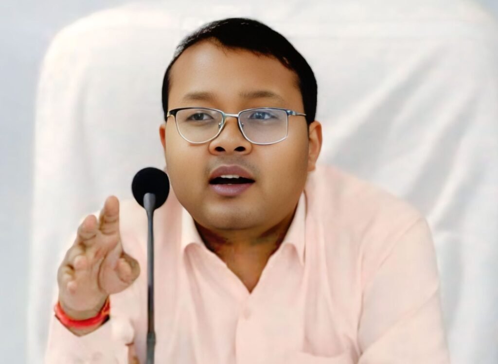 शक्ति जिले को नहीं मिला अभी तक जिला चिकित्सालय का दर्जा- कलेक्टर साहब ने करी चिंता, शासन को लिखा पत्र, कलेक्टर तोपनो साहब के निर्देशन में उन्नयन नहीं होने के बावजूद जिले में लोगों को मिल रही जिला स्तर की चिकित्सा सुविधा, शहर के 50 बिस्तर वाले मातृ एवं शिशु चिकित्सालय को होना है जिला स्तर पर उन्नयन,तत्कालीन केंद्रीय मंत्री एवं वर्तमान मुख्यमंत्री विष्णु देव साय ने किया था इस अस्पताल का भूमि पूजन kshititech