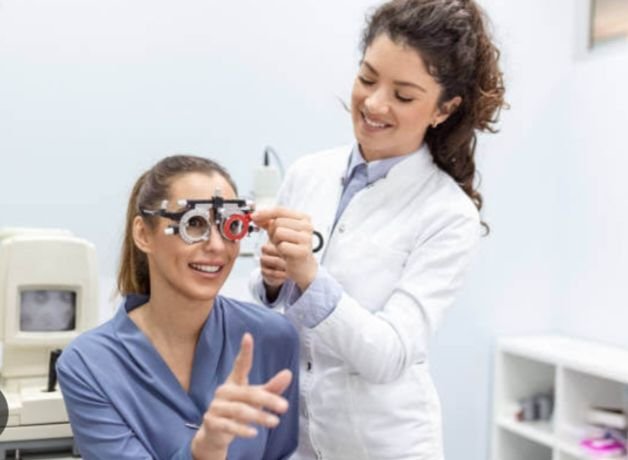 अब जिले वासियों को आंखों की जांच के लिए अब नहीं जाना होगा बाहर, शक्ति के जिला चिकित्सालय में मिलेगी प्रसिद्ध नेत्रों रोग विशेषज्ञ की सेवाएं, चिकित्सा सुविधाओं में अग्रणी जिले की ओर अग्रसर शक्ति जिला अब जिले वासियों को आंखों की जांच के लिए अब नहीं जाना होगा बाहर, शक्ति के जिला चिकित्सालय में मिलेगी प्रसिद्ध नेत्रों रोग विशेषज्ञ की सेवाएं, चिकित्सा सुविधाओं में अग्रणी जिले की ओर अग्रसर शक्ति जिला kshititech