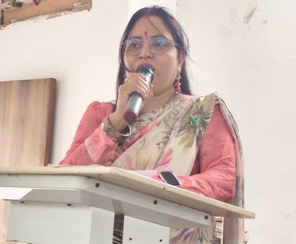 शक्ति के जेएलएन डिग्री कॉलेज में राज्य स्थापना की रजत जयंती पर हुए विभिन्न आयोजन, प्राचार्य डॉक्टर शालू पाहवा के मार्गदर्शन में संगोष्ठी का भी हुआ कार्यक्रम, प्रतिष्ठित साहित्यकार, समाजसेवी एवं विभिन्न संस्था प्रमुख भी रहे मौजूद प्राचार्य डॉक्टर शालू पाहवा ने कहा- छत्तीसगढ़ राज्य ने स्थापना के 25 वर्षों में पूरे देश में समृद्धशाली राज्य के रूप में बनाई अपनी पहचान kshititech