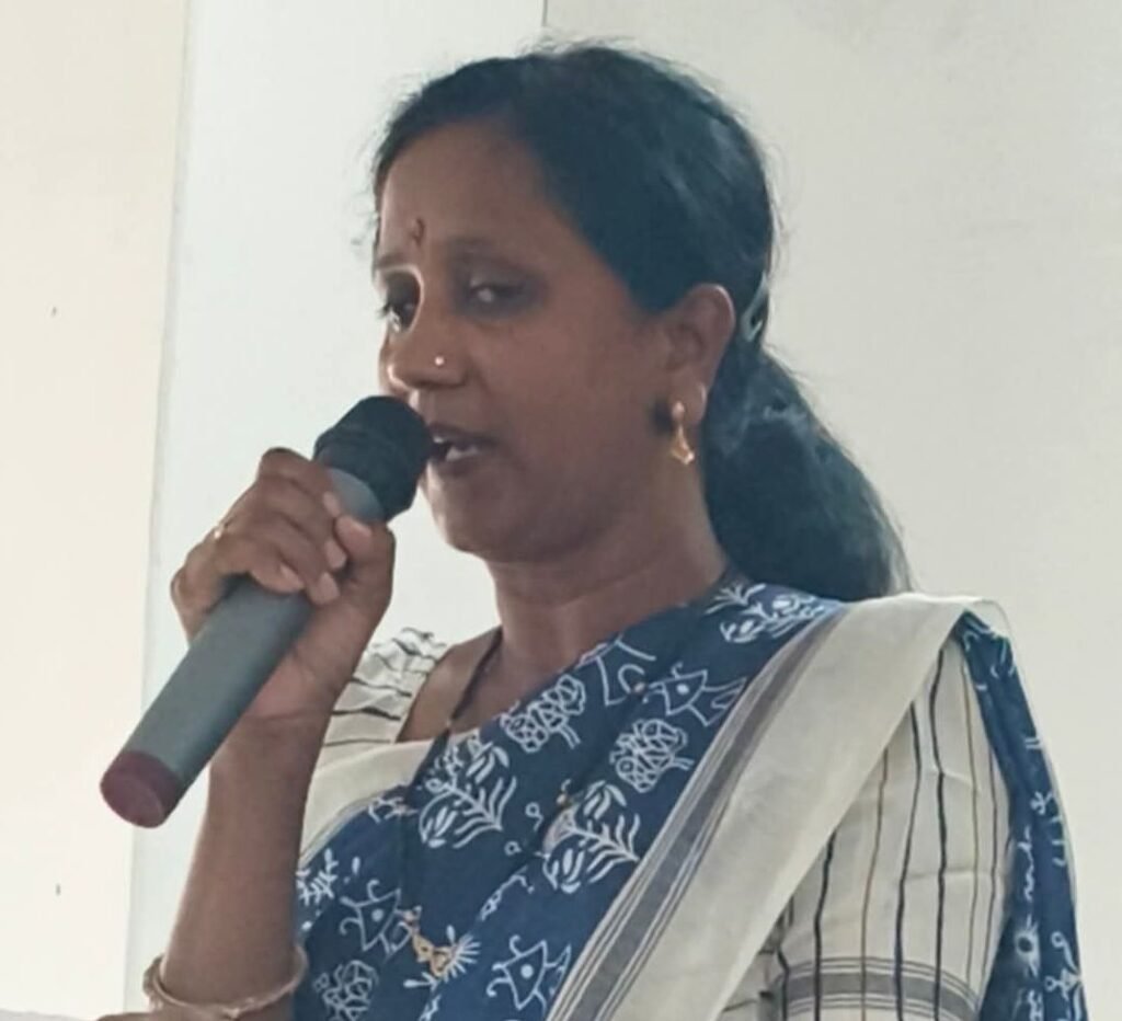 शक्ति के जेएलएन डिग्री कॉलेज में राज्य स्थापना की रजत जयंती पर हुए विभिन्न आयोजन, प्राचार्य डॉक्टर शालू पाहवा के मार्गदर्शन में संगोष्ठी का भी हुआ कार्यक्रम, प्रतिष्ठित साहित्यकार, समाजसेवी एवं विभिन्न संस्था प्रमुख भी रहे मौजूद प्राचार्य डॉक्टर शालू पाहवा ने कहा- छत्तीसगढ़ राज्य ने स्थापना के 25 वर्षों में पूरे देश में समृद्धशाली राज्य के रूप में बनाई अपनी पहचान kshititech