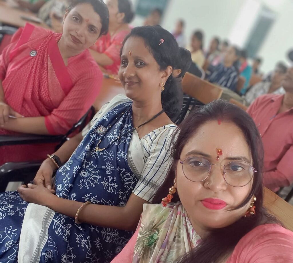 शक्ति के जेएलएन डिग्री कॉलेज में राज्य स्थापना की रजत जयंती पर हुए विभिन्न आयोजन, प्राचार्य डॉक्टर शालू पाहवा के मार्गदर्शन में संगोष्ठी का भी हुआ कार्यक्रम, प्रतिष्ठित साहित्यकार, समाजसेवी एवं विभिन्न संस्था प्रमुख भी रहे मौजूद प्राचार्य डॉक्टर शालू पाहवा ने कहा- छत्तीसगढ़ राज्य ने स्थापना के 25 वर्षों में पूरे देश में समृद्धशाली राज्य के रूप में बनाई अपनी पहचान kshititech