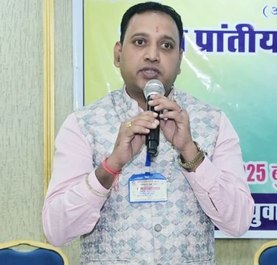 चंद्रपुर शहर में अग्रसेन जयंती के मुख्य समारोह के मुख्य अतिथि होंगे समाजसेवी मनीष अग्रवाल, अग्रसेन सेवा संघ चंद्रपुर के जयंती समारोह में शामिल होंगे मनीष अग्रवाल, वर्ल्ड रिकॉर्ड होल्डर भी है मनीष जी kshititech