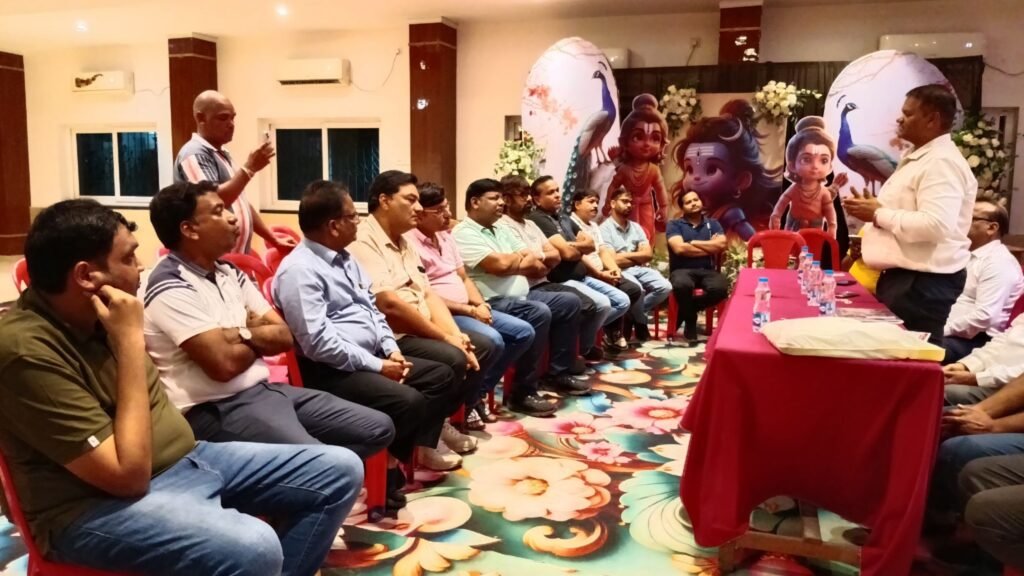 25-26 अक्टूबर को रायगढ़ में होगा अग्रवाल समाज का वैवाहिक परिचय सम्मेलन,परिचय सम्मेलन की तैयारी को लेकर शक्ति शहर में 18 सितंबर को अग्रवाल समाज की संपन्न हुई बैठक, रायगढ़ के श्री अग्रोहा धाम चैरिटेबल ट्रस्ट ने किया है आयोजन, परिचय सम्मेलन के संयोजक दीपक डोरा ने कहा- 25 सभाओं का दौरा कर चुकी है समिति kshititech