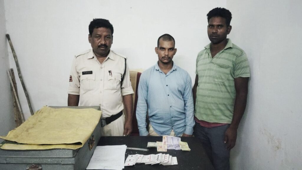 हसौद थाने के TI नरेंद्र यादव ने ली शांति समिति की बैठक, दुर्गा पूजा एवं दशहरे मेले को लेकर दिए निर्देश,जैजैपुर पुलिस ने किया ताश की पत्ती का आनंद ले रहे जुआड़ियों को गिरफ्तार kshititech