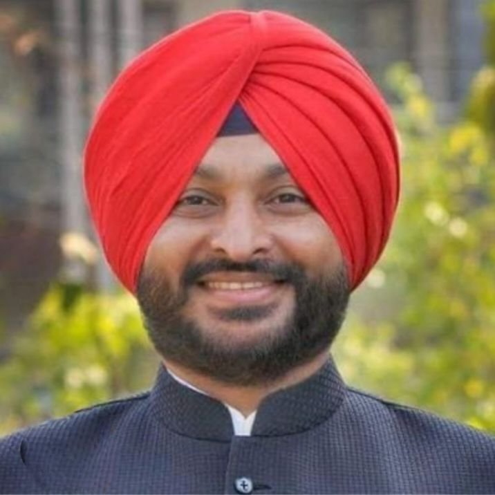 सांसद कमलेश जांगड़े के प्रयासों से संसदीय क्षेत्र के रेलवे स्टेशनों में पुनः ट्रेनों का स्टॉपेज होगा प्रारंभ, कोरोना की महामारी के बाद रेलवे ने कैंसिल कर दिया था स्टॉपेज, रेल यात्रियों ने किया सांसद जी का धन्यवाद, स्वयं रेल मंत्री जी ने संसद जांगड़े को पत्र लिख कर दी जानकारी सांसद कमलेश जांगड़े के प्रयासों से संसदीय क्षेत्र के रेलवे स्टेशनों में पुनः ट्रेनों का स्टॉपेज होगा प्रारंभ, कोरोना की महामारी के बाद रेलवे ने कैंसिल कर दिया था स्टॉपेज, रेल यात्रियों ने किया सांसद जी का धन्यवाद, स्वयं रेल मंत्री जी ने संसद जांगड़े को पत्र लिख कर दी जानकारी kshititech