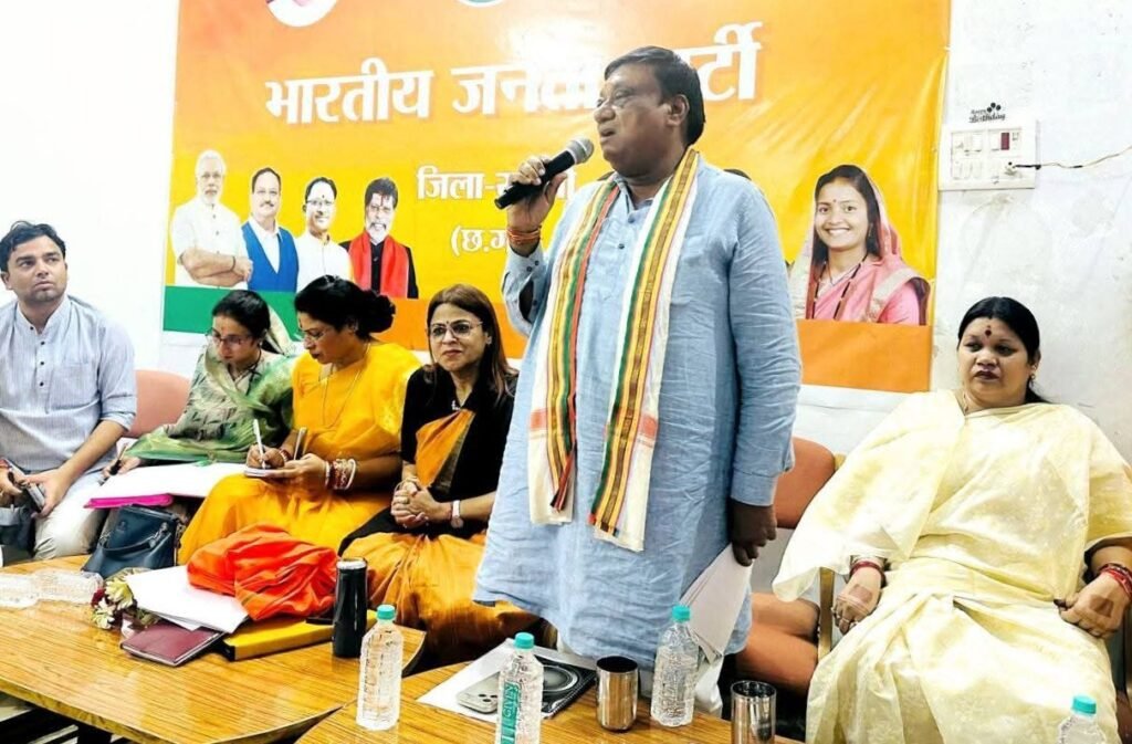 जीएसटी रिफॉर्म मोदी सरकार का ऐतिहासिक निर्णय- नारायण चंदेल, शक्ति के जिला भाजपा कार्यालय में आयोजित हुई जीएसटी पर बड़ी कार्यशाला, सांसद, पूर्व महिला आयोग अध्यक्ष सहित भाजपा के दिग्गज नेता रहे मौजूद kshititech