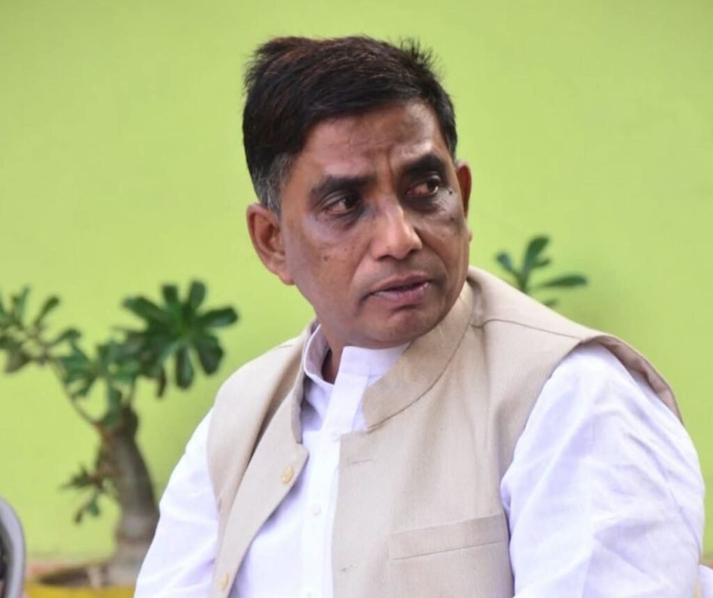 पूर्व मंत्री नोबेल वर्मा को कांग्रेस पार्टी में मिली बड़ी जिम्मेदारी, प्रदेश प्रभारी सचिन पायलट ने नियुक्त किया छत्तीसगढ़ संगठन सृजन अभियान का पर्यवेक्षक,नोवेल बने कहा- अभियान के उद्देश्यों को पूरा करने सजगता के साथ करेंगे कार्य पूर्व मंत्री नोबेल वर्मा को कांग्रेस पार्टी में मिली बड़ी जिम्मेदारी, प्रदेश प्रभारी सचिन पायलट ने नियुक्त किया छत्तीसगढ़ संगठन सृजन अभियान का पर्यवेक्षक,नोवेल बने कहा- अभियान के उद्देश्यों को पूरा करने सजगता के साथ करेंगे कार्य kshititech