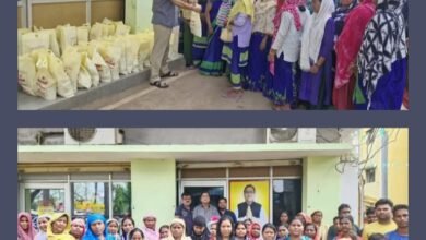 नगर पालिका की स्वच्छता दीदियों एवं कर्मचारियों को अध्यक्ष महोदय ने दिया दीपावली का तोहफा, स्वयं अपने हाथों से मिठाइयां एवं खुशियां दी श्यामसुंदर अग्रवाल ने kshititech