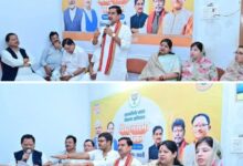 मोदी सरकार के शहरी विकास मंत्री तोखन साहू पहुंचे शक्ति, घर-घर स्वदेशी, हर घर स्वदेशी कार्यक्रम में हुए शामिल, सांसद कमलेश जांगड़े ने कहा स्वदेशी उत्पाद खरीदने से भारत की अर्थव्यवस्था होगी मजबूत, स्वदेशी अपनाने के लिए संकल्प भी लिया पार्टी कार्यकर्ताओं ने kshititech