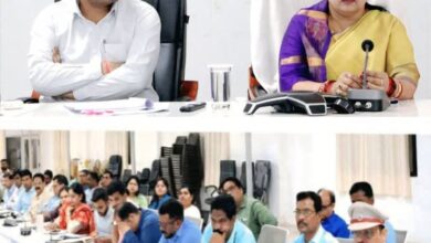 तुर्री धाम से शक्ति तक निकलेगी यूनिटी मार्च पदयात्रा, सांसद कमलेश जांगड़े ने ली समीक्षा बैठक, आईएएस कलेक्टर तोपनो की समय सीमा बैठक एवं जनदर्शन कार्यक्रम हुआ संपन्न,लौह पुरुष की 150वीं जयंती पर होंगे विभिन्न आयोजन, राज्य स्थापना दिवस का कार्यक्रम शक्ति जिले में होगा उत्साह के साथ kshititech