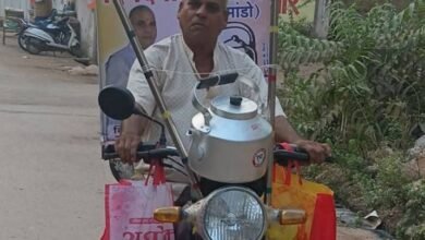 चुनाव प्रचार के अनोखे तरीके एवं के लिए जाने जाते थे शक्ति के दीनू कमांडो, उत्कृष्ट कार्यो के लिए कलेक्टर, एसपी ने भी किया था उन्हें सम्मानित, पत्रकारिता जगत में भी रहा दीनू का अहम योगदान, शहर वासियों ने दी उन्हें भावभीनी श्रद्धांजलि चुनाव प्रचार के अनोखे तरीके एवं के लिए जाने जाते थे शक्ति के दीनू कमांडो, उत्कृष्ट कार्यो के लिए कलेक्टर, एसपी ने भी किया था उन्हें सम्मानित, पत्रकारिता जगत में भी रहा दीनू का अहम योगदान, शहर वासियों ने दी उन्हें भावभीनी श्रद्धांजलि kshititech