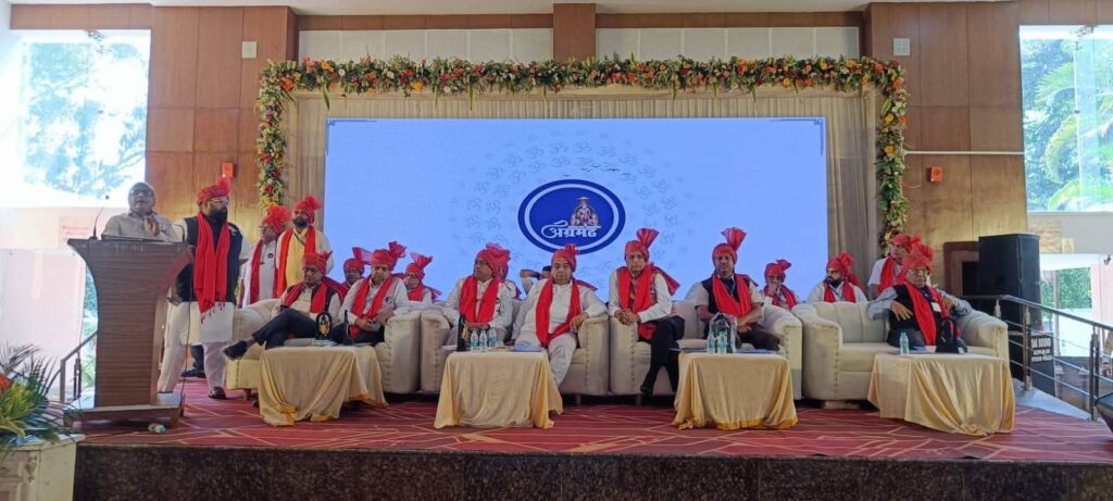 राष्ट्रीय कार्यकारिणी की ऐतिहासिक बैठक-पंचकूला हरियाणा में संपन्न हुई अखिल भारतीय अग्रवाल संगठन की राष्ट्रीय कार्यकारिणी बैठक, राष्ट्रीय अध्यक्ष प्रदीप मित्तल सहित रायपुर के सांसद बृजमोहन अग्रवाल भी पहुंचे बैठक में, 500 करोड़ की लागत से प्रस्तावित अग्र मठ निर्माण की बनी कार्य योजना राष्ट्रीय कार्यकारिणी की ऐतिहासिक बैठक-पंचकूला हरियाणा में संपन्न हुई अखिल भारतीय अग्रवाल संगठन की राष्ट्रीय कार्यकारिणी बैठक, राष्ट्रीय अध्यक्ष प्रदीप मित्तल सहित रायपुर के सांसद बृजमोहन अग्रवाल भी पहुंचे बैठक में, 500 करोड़ की लागत से प्रस्तावित अग्र मठ निर्माण की बनी कार्य योजना kshititech