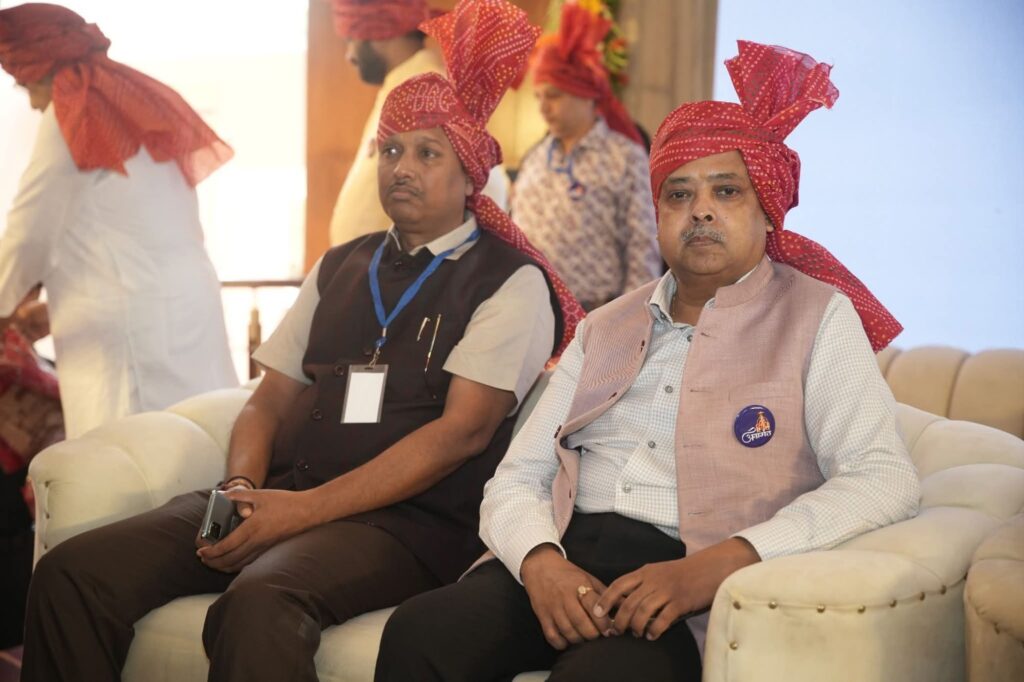 राष्ट्रीय कार्यकारिणी की ऐतिहासिक बैठक-पंचकूला हरियाणा में संपन्न हुई अखिल भारतीय अग्रवाल संगठन की राष्ट्रीय कार्यकारिणी बैठक, राष्ट्रीय अध्यक्ष प्रदीप मित्तल सहित रायपुर के सांसद बृजमोहन अग्रवाल भी पहुंचे बैठक में, 500 करोड़ की लागत से प्रस्तावित अग्र मठ निर्माण की बनी कार्य योजना राष्ट्रीय कार्यकारिणी की ऐतिहासिक बैठक-पंचकूला हरियाणा में संपन्न हुई अखिल भारतीय अग्रवाल संगठन की राष्ट्रीय कार्यकारिणी बैठक, राष्ट्रीय अध्यक्ष प्रदीप मित्तल सहित रायपुर के सांसद बृजमोहन अग्रवाल भी पहुंचे बैठक में, 500 करोड़ की लागत से प्रस्तावित अग्र मठ निर्माण की बनी कार्य योजना kshititech