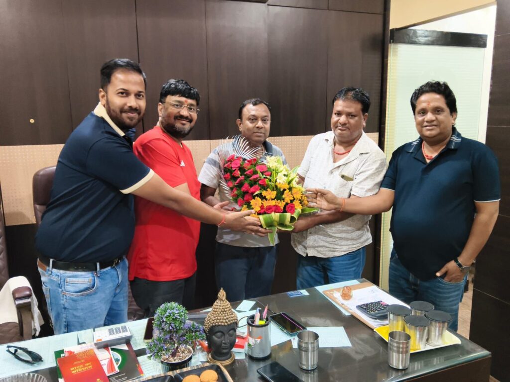दिनेश को नई जिम्मेदारी- शक्ति जिला चावल संघ के अध्यक्ष चुने गए बाराद्वार के अन्नपूर्णा प्रतिष्ठान के दिनेश शर्मा, छत्तीसगढ़ चेंबर ऑफ कॉमर्स के निर्वाचित प्रदेश मंत्री भी है दिनेश शर्मा दिनेश को नई जिम्मेदारी- शक्ति जिला चावल संघ के अध्यक्ष चुने गए बाराद्वार के अन्नपूर्णा प्रतिष्ठान के दिनेश शर्मा, छत्तीसगढ़ चेंबर ऑफ कॉमर्स के निर्वाचित प्रदेश मंत्री भी है दिनेश शर्मा kshititech