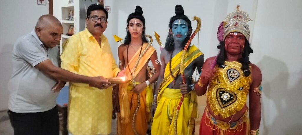 टेमर में धूमधाम के साथ मनाया गया दशहरे का उत्सव, सरपंच चंद्र कुमार सोनी ने दी समस्त ग्राम वासियों को दशहरे की शुभकामनाएं,टेमर में दशको से चली आ रही है विजयादशमी के आयोजन की परंपरा टेमर में धूमधाम के साथ मनाया गया दशहरे का उत्सव, सरपंच चंद्र कुमार सोनी ने दी समस्त ग्राम वासियों को दशहरे की शुभकामनाएं,टेमर में दशको से चली आ रही है विजयादशमी के आयोजन की परंपरा kshititech