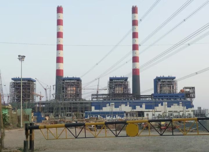 शक्ति जिले में बड़ा हादसा- डभरा ब्लॉक के RKM पावर प्लांट में हादसे में चार मजदूरों की मौत,अनेको घायल, कलेक्टर तोपनो साहब ने गठित की जांच कमेटी, प्लांट के मालिक, डायरेक्टर, मैनेजर सहित आठ लोगों पर हुआ मामला दर्ज, जिले में औद्योगिक इकाइयों की लापरवाही से हो रही घटनाएं, हॉट बिंदुओं पर जांच करेगी कलेक्टर साहब द्वारा गठित टीम,जिले के मुखिया ने कहा- लापरवाही के आरोपी बख्से नहीं जाएंगे, डभरा एसडीएम करेंगे पूरे मामले की जांच शक्ति जिले में बड़ा हादसा- डभरा ब्लॉक के RKM पावर प्लांट में हादसे में चार मजदूरों की मौत,अनेको घायल, कलेक्टर तोपनो साहब ने गठित की जांच कमेटी, प्लांट के मालिक, डायरेक्टर, मैनेजर सहित आठ लोगों पर हुआ मामला दर्ज, जिले में औद्योगिक इकाइयों की लापरवाही से हो रही घटनाएं, हॉट बिंदुओं पर जांच करेगी कलेक्टर साहब द्वारा गठित टीम,जिले के मुखिया ने कहा- लापरवाही के आरोपी बख्से नहीं जाएंगे, डभरा एसडीएम करेंगे पूरे मामले की जांच kshititech