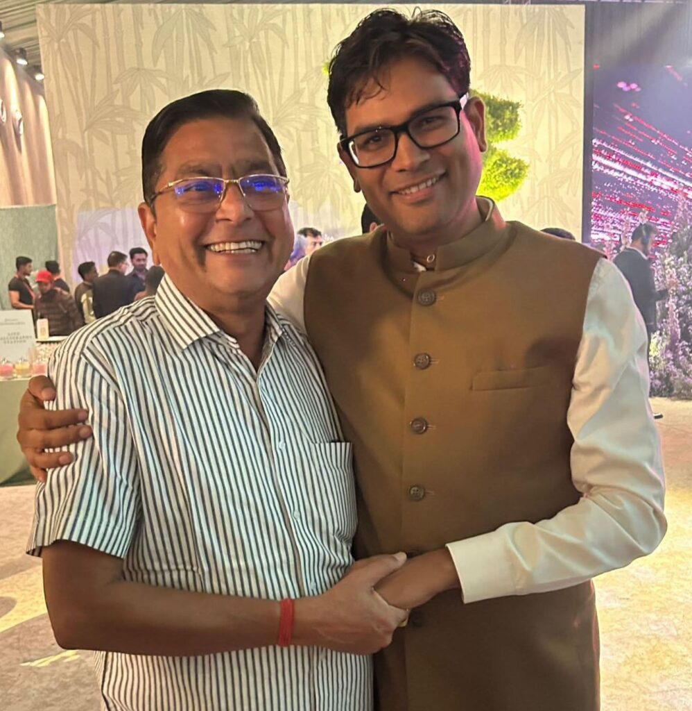 वित्त मंत्री ओपी चौधरी से हुई शक्ति नगर पालिका अध्यक्ष श्यामसुंदर अग्रवाल की मुलाकात, चौधरी साहब की आत्मीयता देख प्रभावित हुए नगर पालिका अध्यक्ष जी,अवसर था 11 अक्टूबर को राजधानी रायपुर के एक निजी कार्यक्रम का वित्त मंत्री ओपी चौधरी से हुई शक्ति नगर पालिका अध्यक्ष श्यामसुंदर अग्रवाल की मुलाकात, चौधरी साहब की आत्मीयता देख प्रभावित हुए नगर पालिका अध्यक्ष जी,अवसर था 11 अक्टूबर को राजधानी रायपुर के एक निजी कार्यक्रम का kshititech